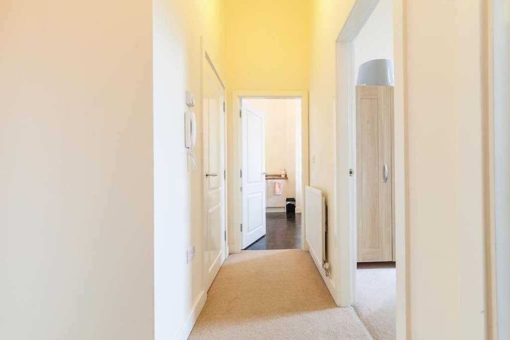 Fusilier Apartment Wrexham City Ngoại thất bức ảnh