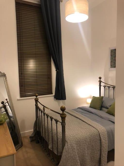 Fusilier Apartment Wrexham City Ngoại thất bức ảnh
